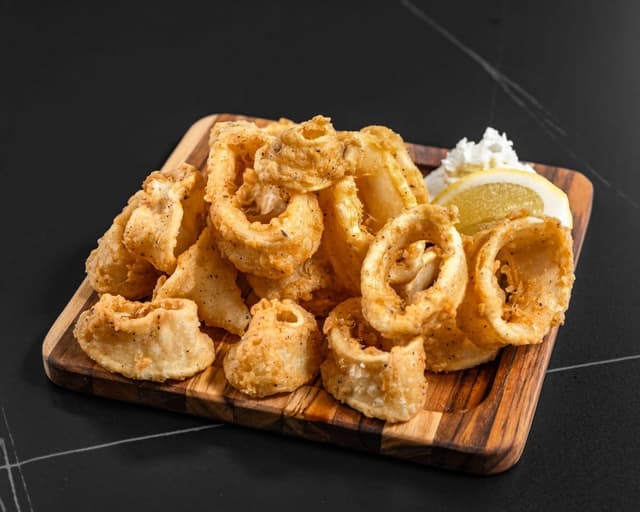 Real Greek Mansion fried calamari plate